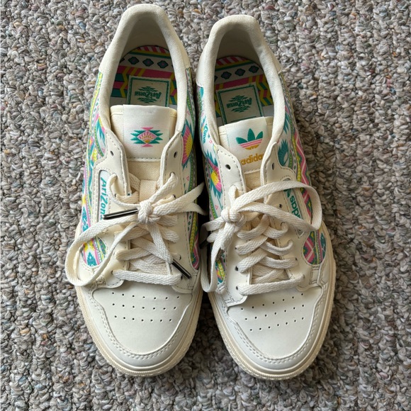 Adidas x Arizona Iced Tea Collab - Picture 2 of 5